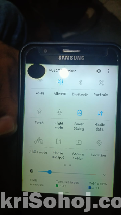 samsung j7 prime.used phon